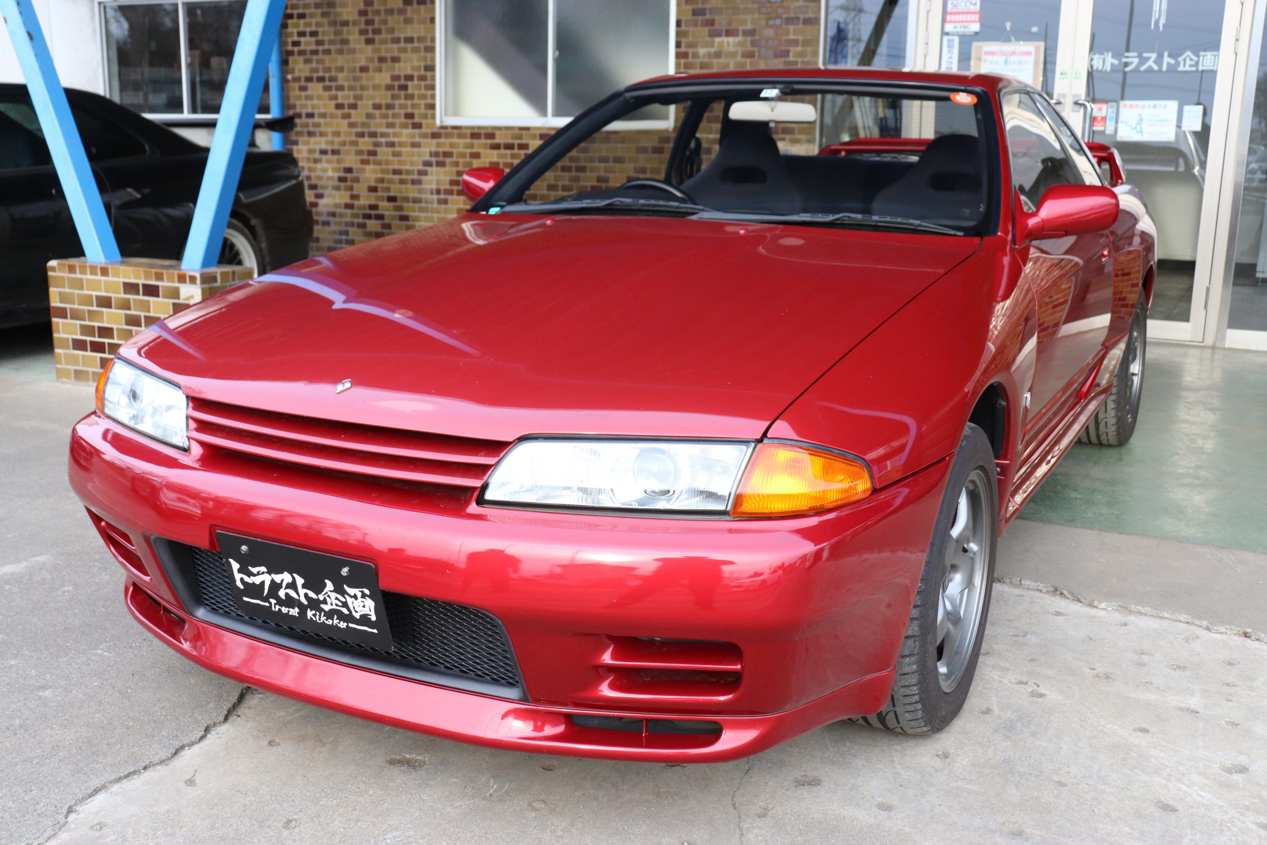 Nissan на дроме